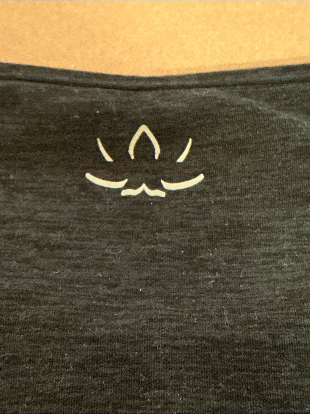 Beyond Yoga Spacedye Twist of Fate Cropped Tank - Darkest Night Large - Picture 8 of 8